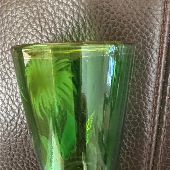 Vtg Slovic Moser Style Hand-Enameled Green Glass Cordial Goblets w/Gold Trim - Picture 6 of 7